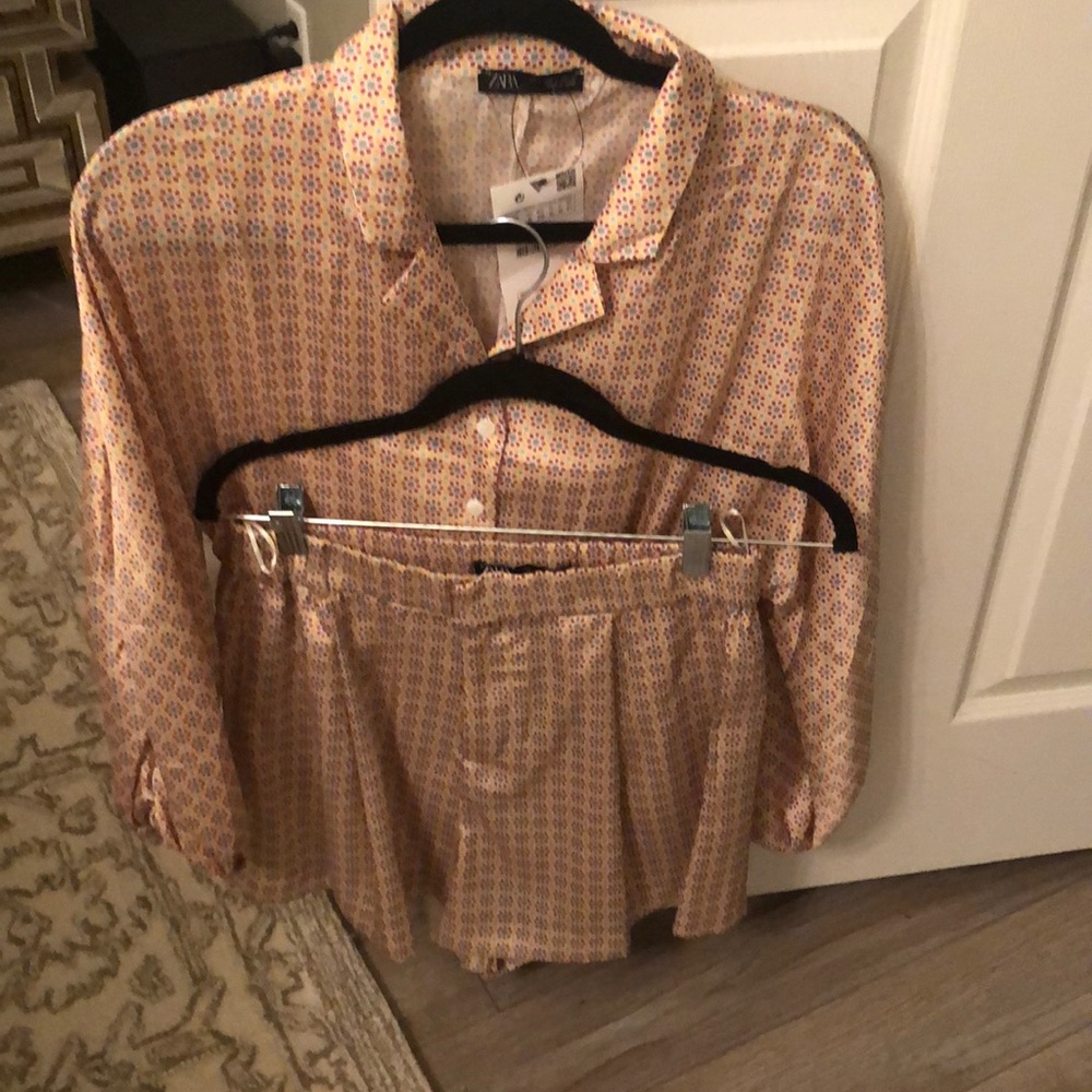Zara top and short set, never worn top with tags